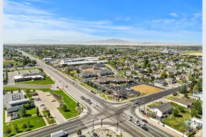 848 S 2000 W, Syracuse, UT 84075 - Photo 19