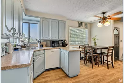 242 E 2900 N, North Ogden, UT 84414 - Photo 13