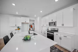 588 S Cedar Crk Dr, Cedar City, UT 84720 - Photo 5