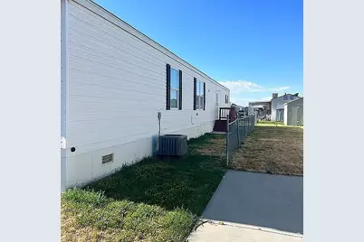 2491 N Highway 89 #434, Pleasant View, UT 84404 - Photo 17