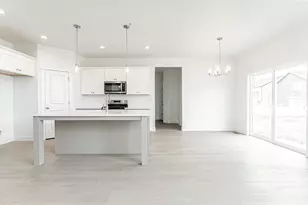 4682 W Cillian Ln, Riverton, UT 84096 - Photo 5