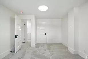 325 W 300 N, Hyrum, UT 84319 - Photo 25