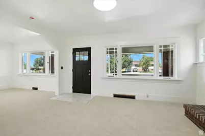 325 W 300 N, Hyrum, UT 84319 - Photo 9