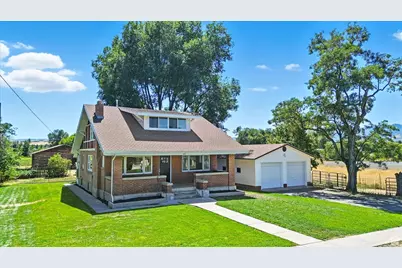 325 W 300 N, Hyrum, UT 84319 - Photo 41