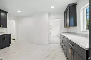 325 W 300 N, Hyrum, UT 84319 - Photo 5