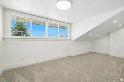 325 W 300 N, Hyrum, UT 84319 - Photo 19