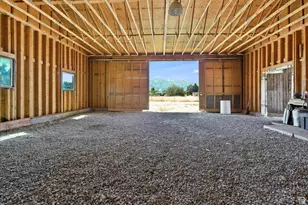 325 W 300 N, Hyrum, UT 84319 - Photo 39