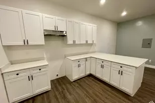 435 S 900 W, Salt Lake City, UT 84104 - Photo 9