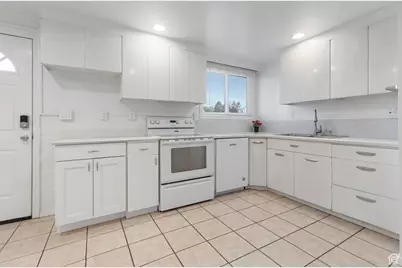 360 W 800 S, Bountiful, UT 84010 - Photo 3