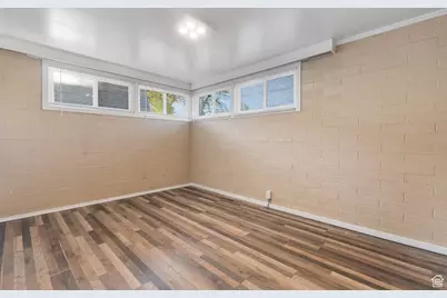 360 W 800 S, Bountiful, UT 84010 - Photo 11