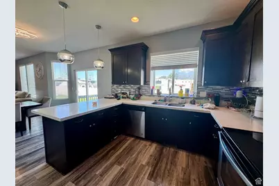 1913 S 525 W, Syracuse, UT 84075 - Photo 5