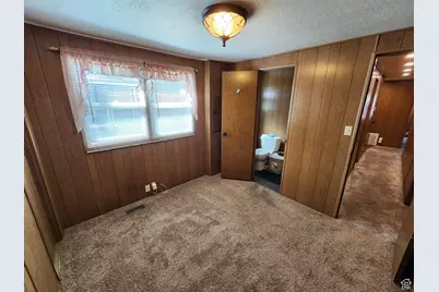 5071 S Escondido St E, Salt Lake City, UT 84117 - Photo 11