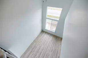 826 N Pugh Ln, Saratoga Springs, UT 84045 - Photo 9