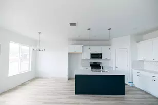 826 N Pugh Ln, Saratoga Springs, UT 84045 - Photo 3