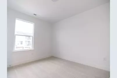 826 N Pugh Ln #931, Saratoga Springs, UT 84045 - Photo 15