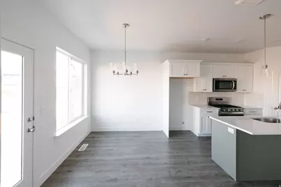 822 N Pugh Ln #932, Saratoga Springs, UT 84045 - Photo 3