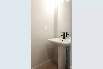 212 W 510 N, Smithfield, UT 84335 - Photo 11