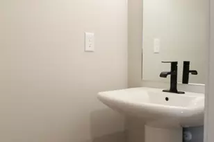 212 W 510 N, Smithfield, UT 84335 - Photo 11