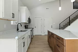 20 E 200 S, Santaquin, UT 84655 - Photo 15