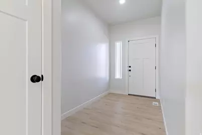 20 E 200 S, Santaquin, UT 84655 - Photo 5