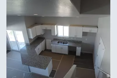 20 E 200 S, Santaquin, UT 84655 - Photo 7