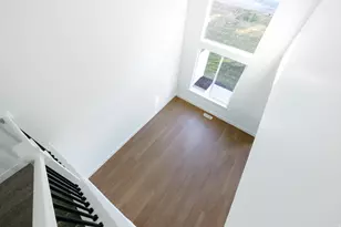 2947 N Red Velvet Ln, Saratoga Springs, UT 84045 - Photo 9