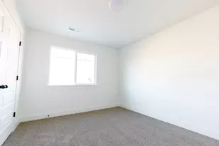 2949 N Red Velvet Ln, Saratoga Springs, UT 84045 - Photo 17