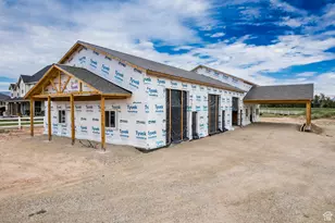 297 E 1500 N, Vernal, UT 84078 - Photo 9