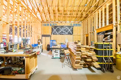 297 E 1500 N, Vernal, UT 84078 - Photo 39