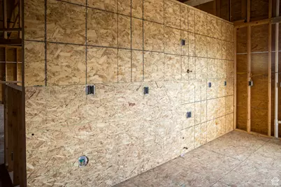 297 E 1500 N, Vernal, UT 84078 - Photo 27