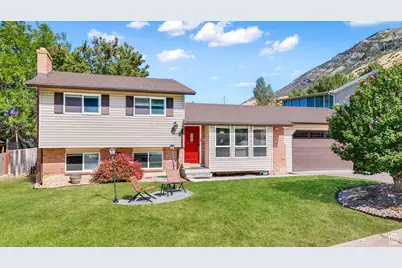 1085 E Grove Creek Dr N, Pleasant Grove, UT 84062 - Photo 1