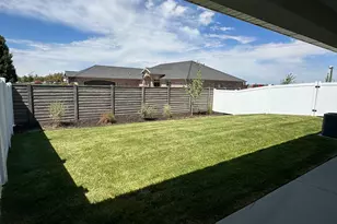 2686 S 2440 W, Syracuse, UT 84075 - Photo 11