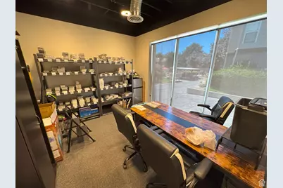 1262 E Vine St, Murray, UT 84121 - Photo 5