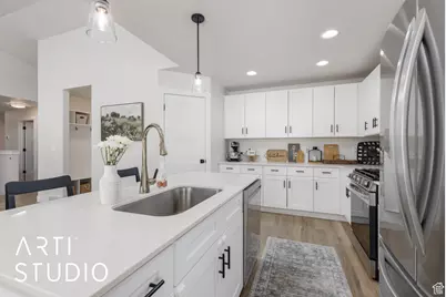 7212 S Harolds Way E, South Weber, UT 84405 - Photo 13