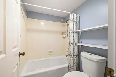 3388 E Stonehill Ln S, Cottonwood Heights, UT 84121 - Photo 25