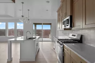 5334 S Shorebreak Dr, Washington, UT 84780 - Photo 13