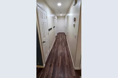 8198 N Cedar Springs Rd E #APT 5, Eagle Mountain, UT 84005 - Photo 9