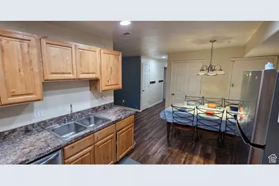 8198 N Cedar Springs Rd E #APT 5, Eagle Mountain, UT 84005 - Photo 7