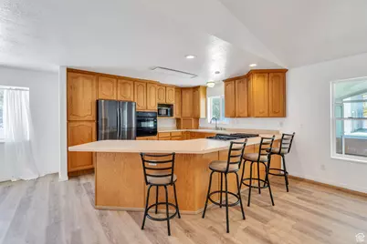 246 W Golden Harvest Rd, Draper, UT 84020 - Photo 7