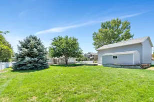 246 W Golden Harvest Rd, Draper, UT 84020 - Photo 27