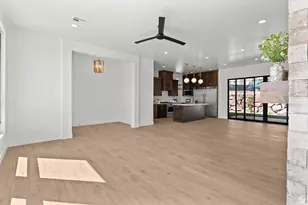 1043 N Falcon Vw E, Hurricane, UT 84737 - Photo 9