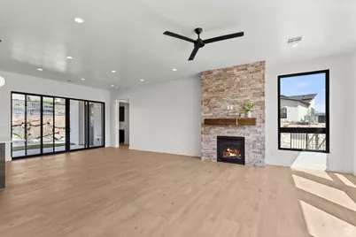 1043 N Falcon Vw E, Hurricane, UT 84737 - Photo 11