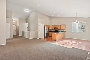 7875 N Brookwood Dr, Eagle Mountain, UT 84005 - Photo 5