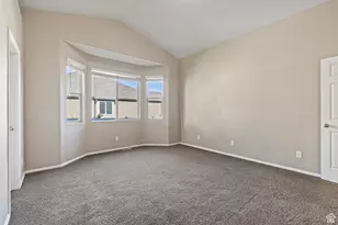 7875 N Brookwood Dr, Eagle Mountain, UT 84005 - Photo 15