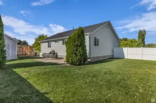 2322 N 2500 W, Clinton, UT 84015 - Photo 31