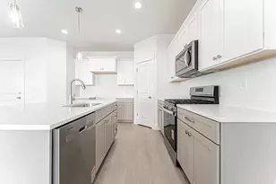 1498 W Boseman Way, Saratoga Springs, UT 84045 - Photo 5