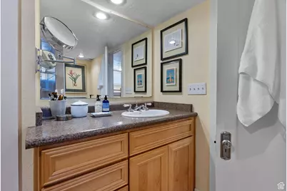 1061 Yale Ave, Salt Lake City, UT 84105 - Photo 21