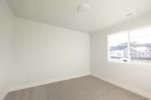 2936 Red Velvet Ln N, Saratoga Springs, UT 84045 - Photo 11