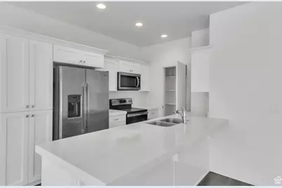 4858 E Breezy Patch Rd, Eagle Mountain, UT 84005 - Photo 7