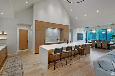 2138 E Pheasant Ln, Holladay, UT 84121 - Photo 7